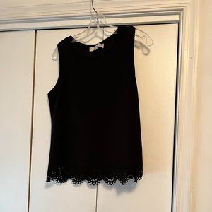 GUC! Loft Tank w/Scalloped Eyelet Hem - Black - Size Medium